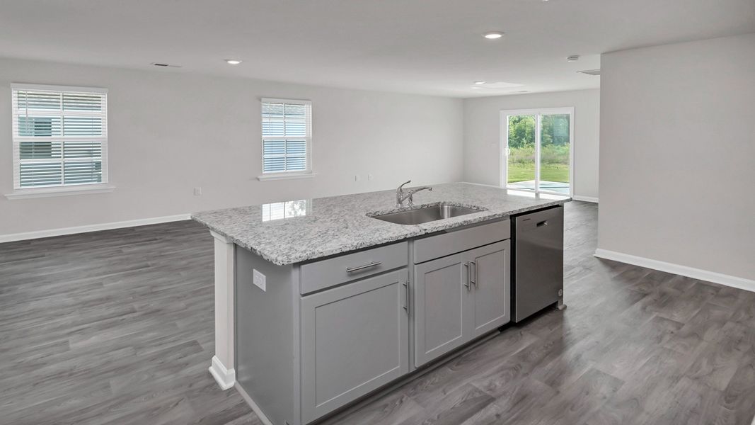 Representative furnished interior of a home built from the ROBIE by D.R. Horton in Ferry Grove, Lexington (Image 9).