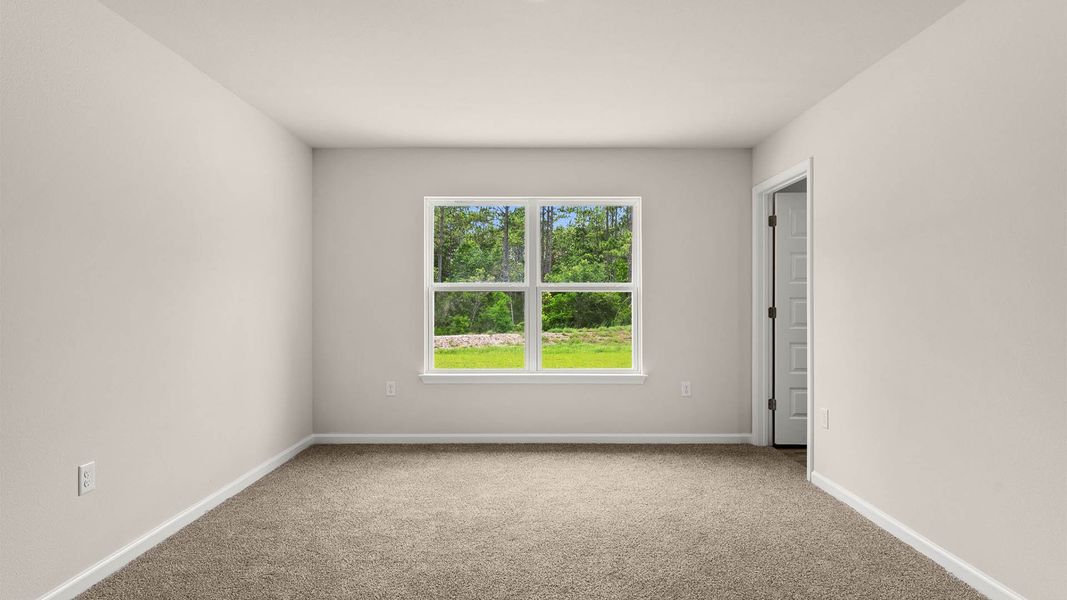 Spacious, unfurnished interior of a new home in Chateau Nemours, Port Saint Joe (Image 25).