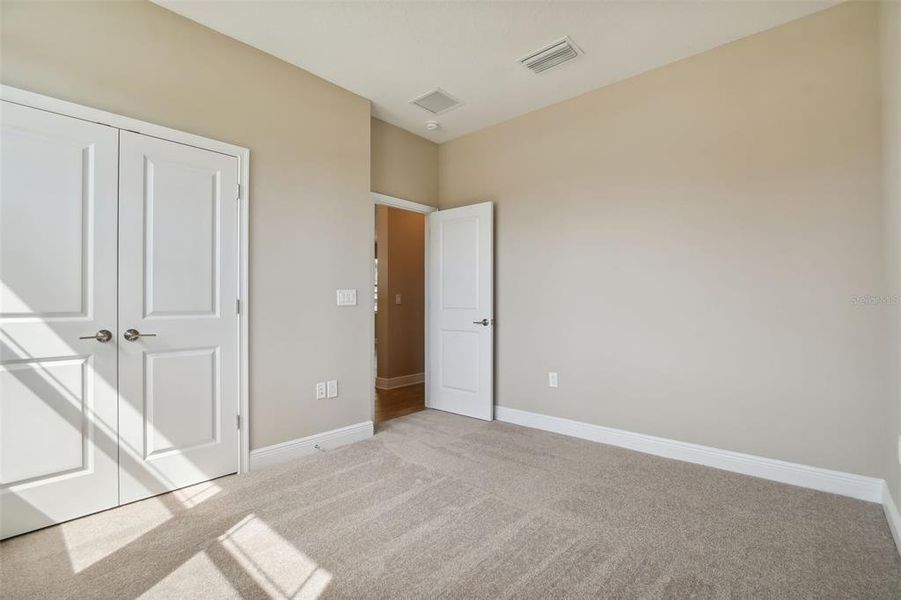 Spacious, unfurnished interior of a new home in , St. Petersburg (Image 22).