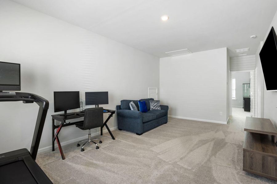 Furnished interior view inside a new home in Sweetgrass at Summers Corner: Arbor Collection, Summerville (Image 26). Furnished interior view inside a new home in Sweetgrass at Summers Corner: Arbor Collection, Summerville (Image 26).