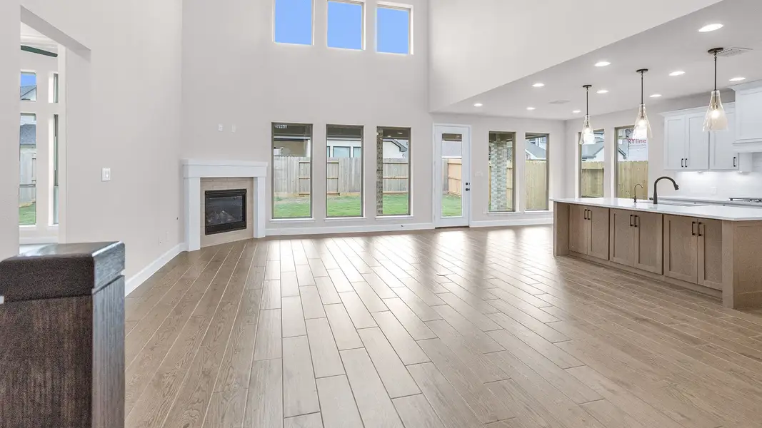 Spacious, unfurnished interior of a new home in Jubilee, Hockley (Image 19).
