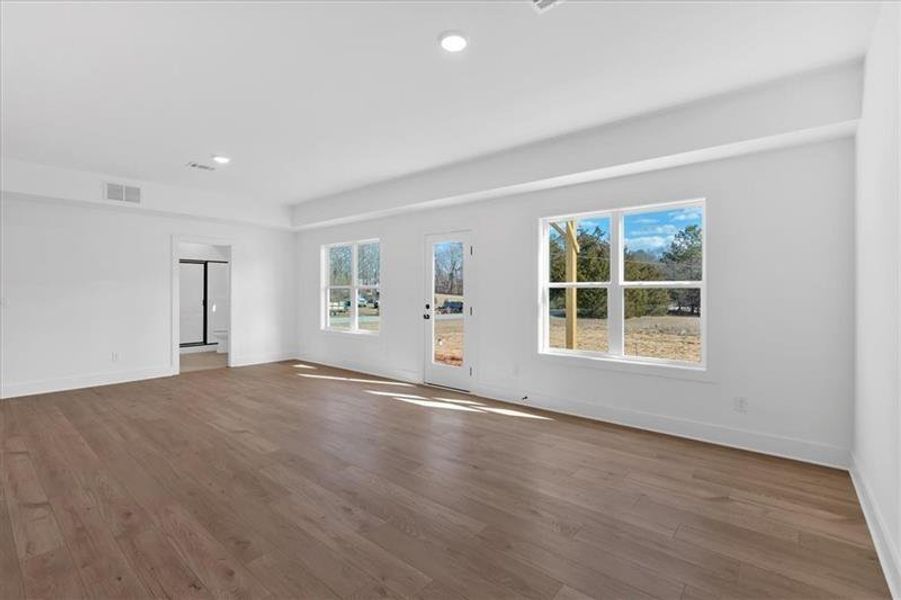 Spacious, unfurnished interior of a new home in , Rome (Image 17). Spacious, unfurnished interior of a new home in , Rome (Image 17).