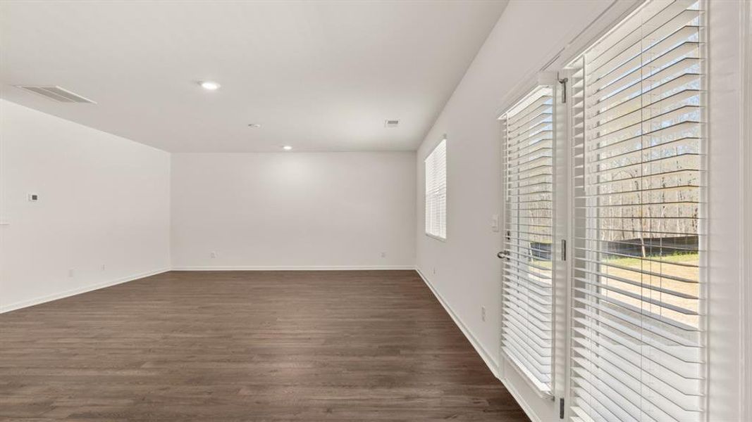 Spacious, unfurnished interior of a new home in Champion's Run, Lithonia (Image 30).
