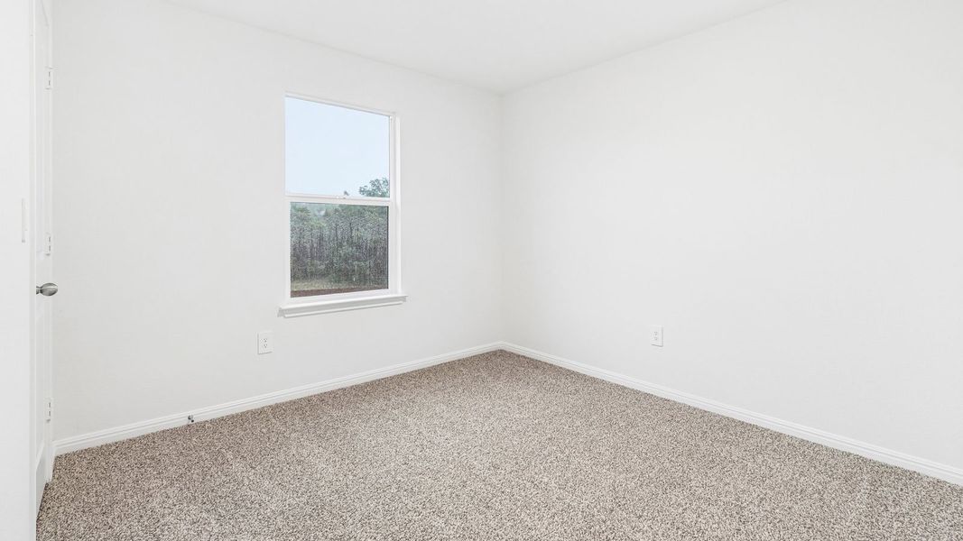 Spacious, unfurnished interior of a new home in Bar W Ranch, Leander (Image 33).
