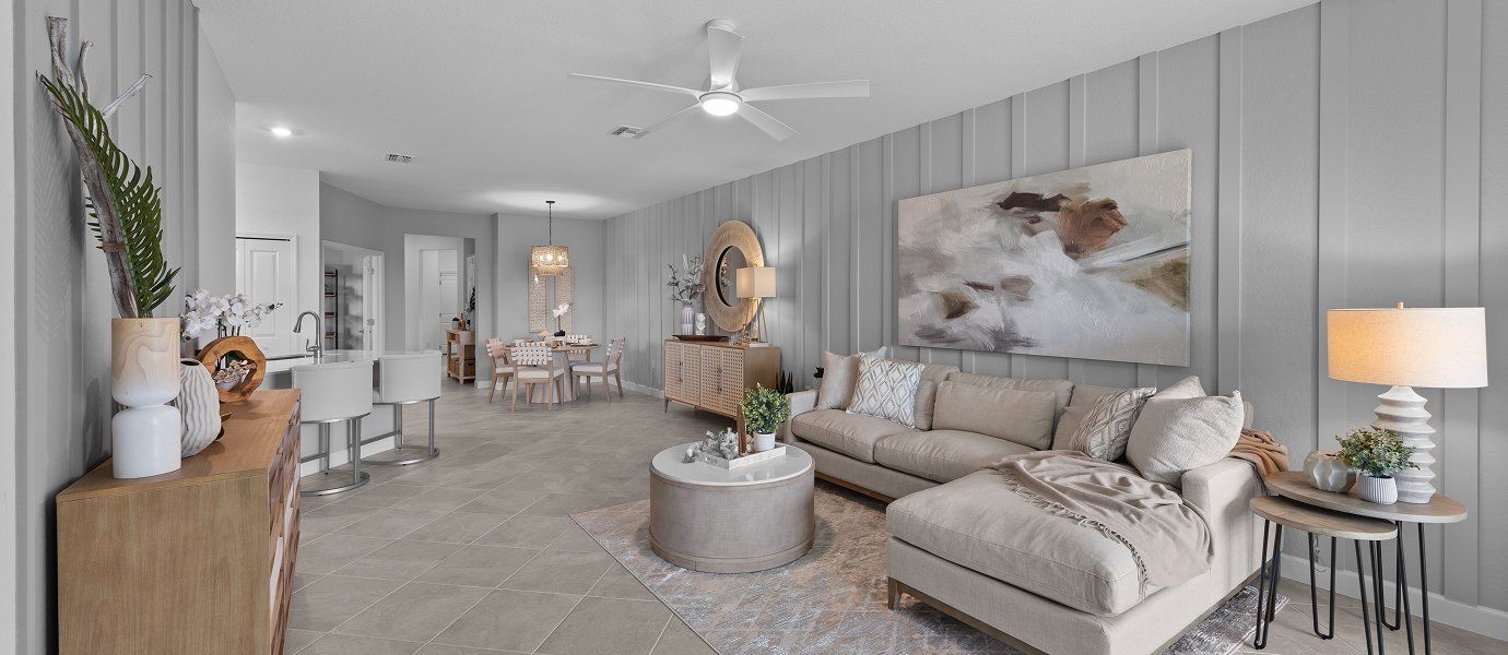 9282 Queen Living 3of3 11 6 25 9282 Queen Living 3of3 11 6 25