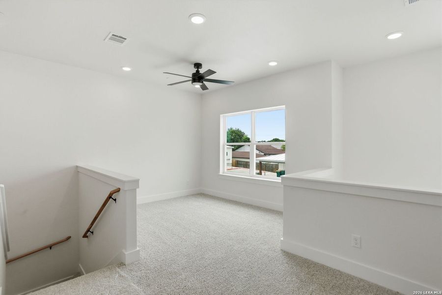 Spacious, unfurnished interior of a new home in , Boerne (Image 12).
