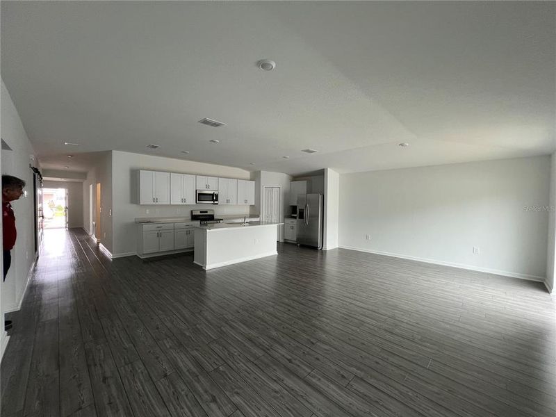 Spacious, unfurnished interior of a new home in Marion Ranch: Marion Ranch 50s, Ocala (Image 18).