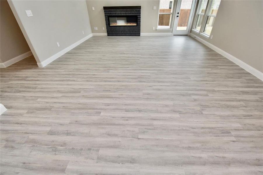Spacious, unfurnished interior of a new home in Malabar Hill, Prosper (Image 25).