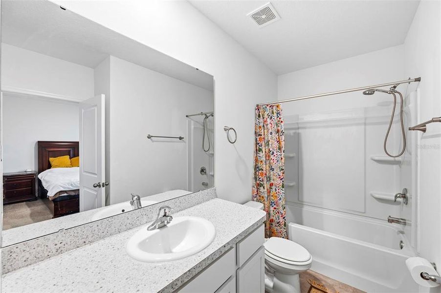 Furnished interior view inside a new home in , Apollo Beach (Image 43).