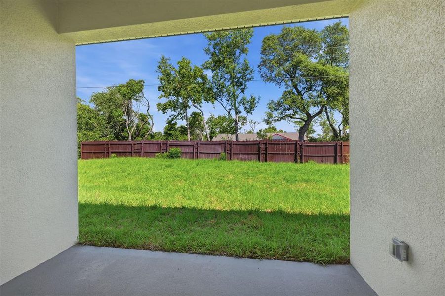 Exterior details and patio area of a home in , Ocala (Image 3).