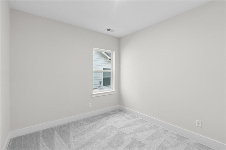 Spacious, unfurnished interior of a new home in Old Mill Preserve, Dallas (Image 12). Spacious, unfurnished interior of a new home in Old Mill Preserve, Dallas (Image 12).