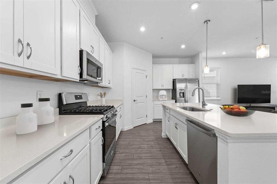 Furnished interior view inside a new home in Brack Ranch, St. Cloud (Image 8).