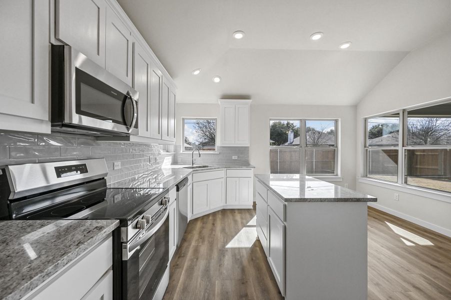 Representative furnished interior of a home built from the Cambria I by Cheldan Homes in Craftsmen's Corner, Cleburne (Image 14).