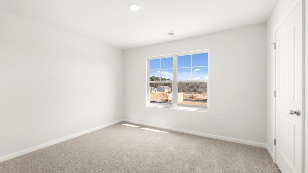 Spacious, unfurnished interior of a new home in Liberty Crossing, Braselton (Image 17).