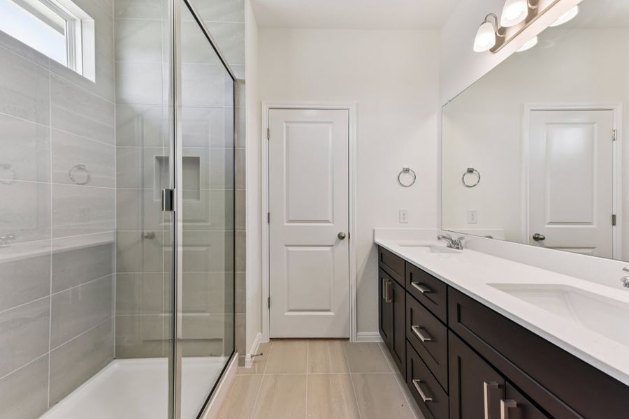 Furnished interior view inside a new home in Porter Country, Buda (Image 11).