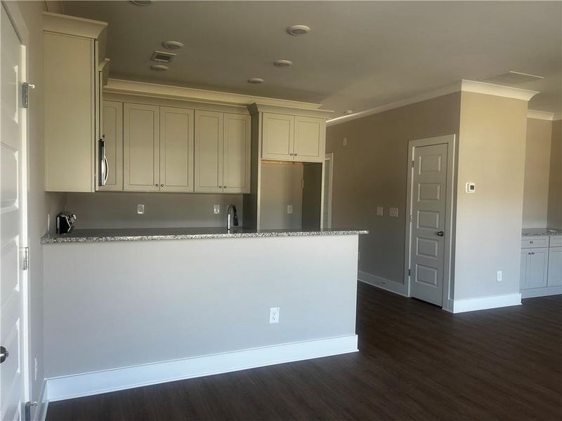 Image 22 of a home in .