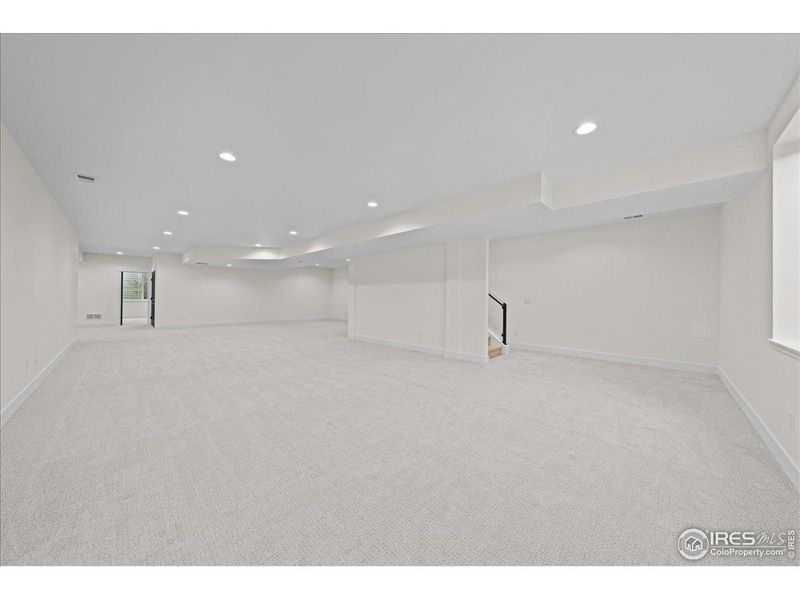 Spacious, unfurnished interior of a new home in , Berthoud (Image 23).