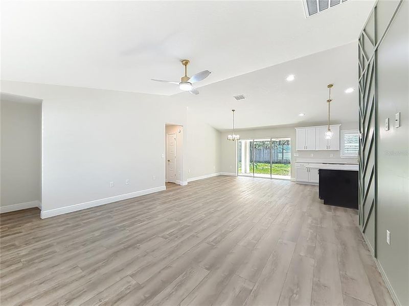 Spacious, unfurnished interior of a new home in , Ocala (Image 37).