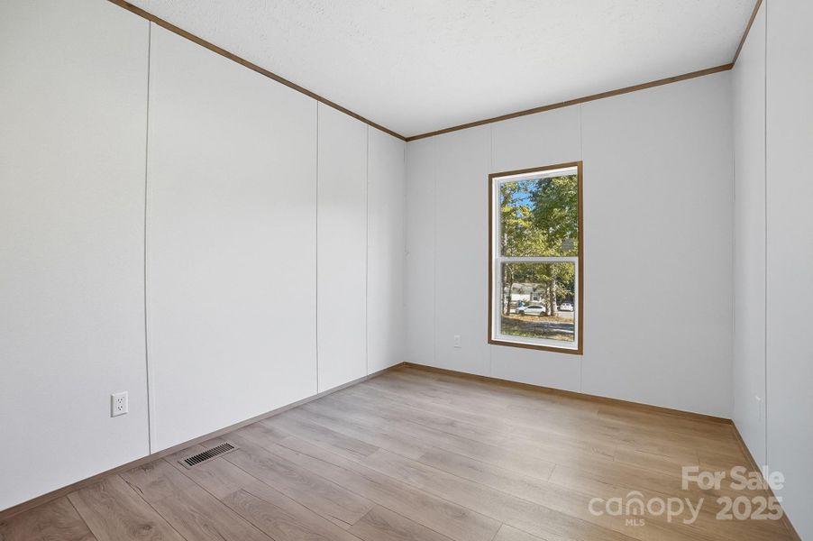 Spacious, unfurnished interior of a new home in , Kings Mountain (Image 29). Spacious, unfurnished interior of a new home in , Kings Mountain (Image 29).