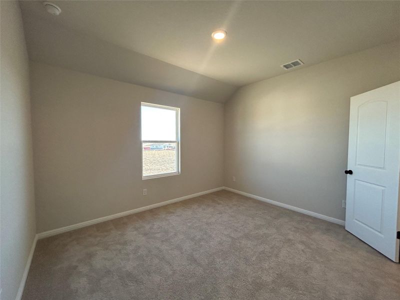Spacious, unfurnished interior of a new home in Willow Springs, Buda (Image 32). Spacious, unfurnished interior of a new home in Willow Springs, Buda (Image 32).