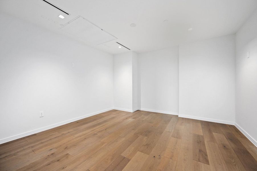 Spacious, unfurnished interior of a new home in The Colorfield, Austin (Image 17).