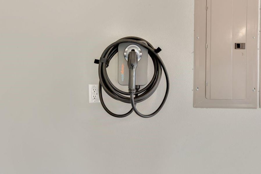 Close-up of interior finishes inside a home in , DeSoto (Image 14).