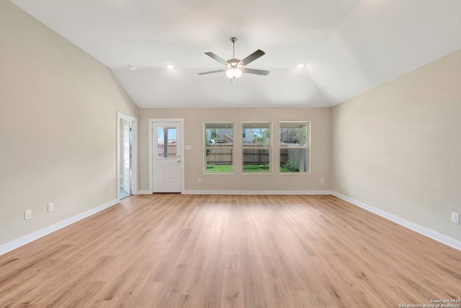 Spacious, unfurnished interior of a new home in Mesquite Ridge, San Antonio (Image 31). Spacious, unfurnished interior of a new home in Mesquite Ridge, San Antonio (Image 31).