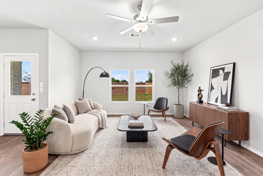 Furnished interior view inside a new home in Laurel Landing, Alvin (Image 8).