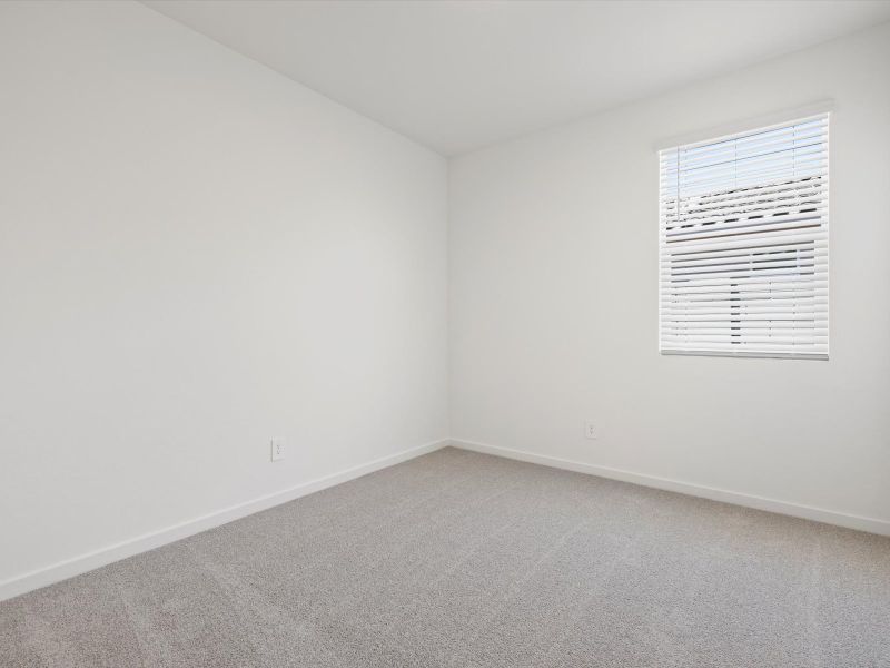 Spacious, unfurnished interior of a new home in Allure Vista Estate Series, Buckeye (Image 9).