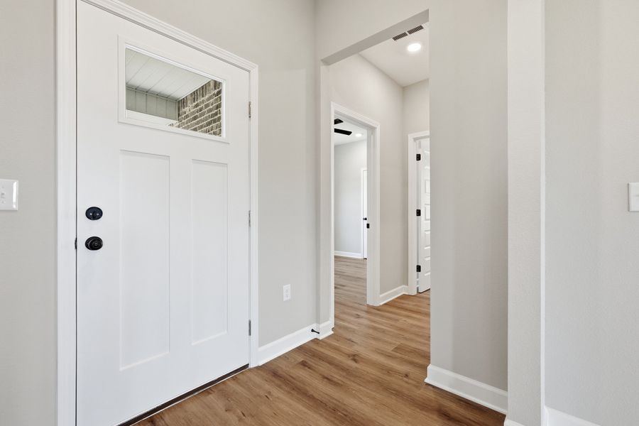 Spacious, unfurnished interior of a new home in Southern Charm, Crestview (Image 41).