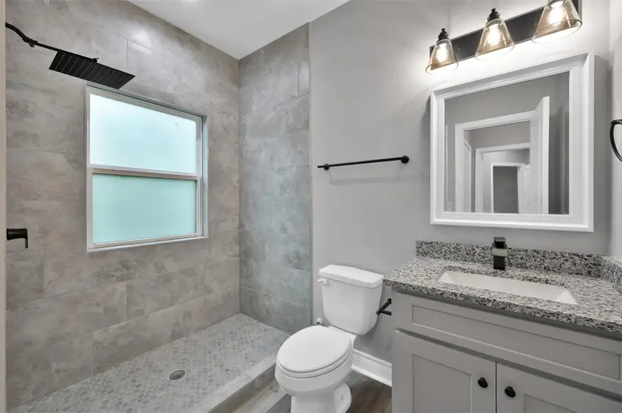 Furnished interior view inside a new home in Lake Conroe Village, Montgomery (Image 7). Furnished interior view inside a new home in Lake Conroe Village, Montgomery (Image 7).