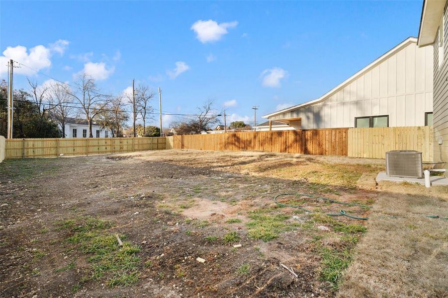 Exterior details and patio area of a home in , Waco (Image 3).