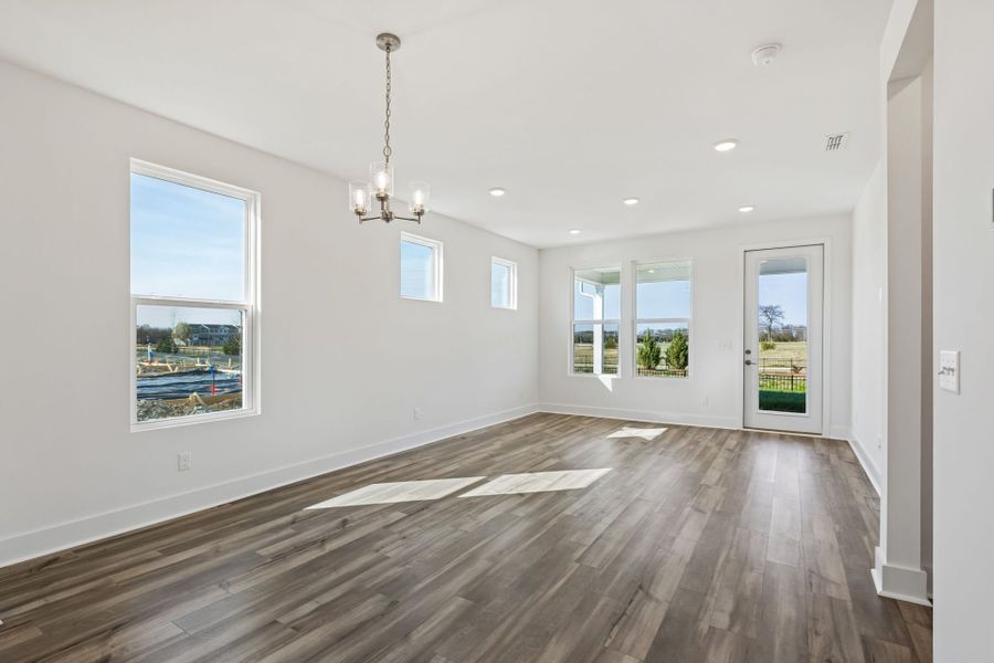 Spacious, unfurnished interior of a new home in Del Webb Barton Village, Lebanon (Image 42).