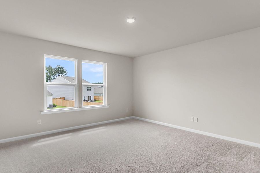 Spacious, unfurnished interior of a new home in Watson Hill, Summerville (Image 18).