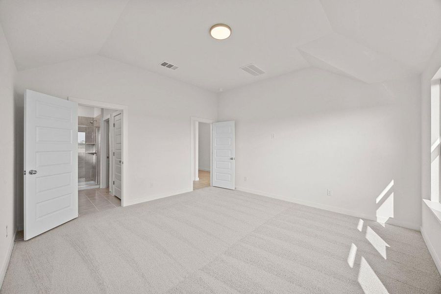 Spacious, unfurnished interior of a new home in Prairie Winds, Hutto (Image 30).