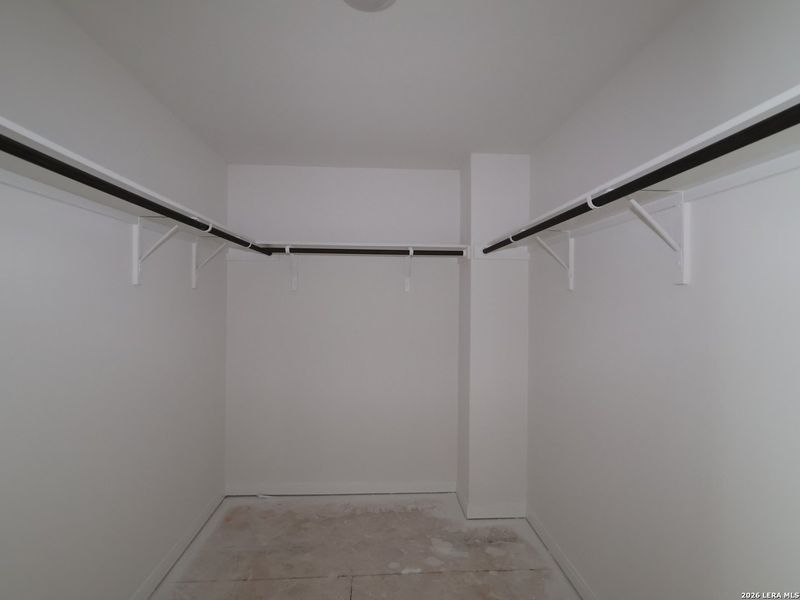 Image 32 of a home in Paloma Park.