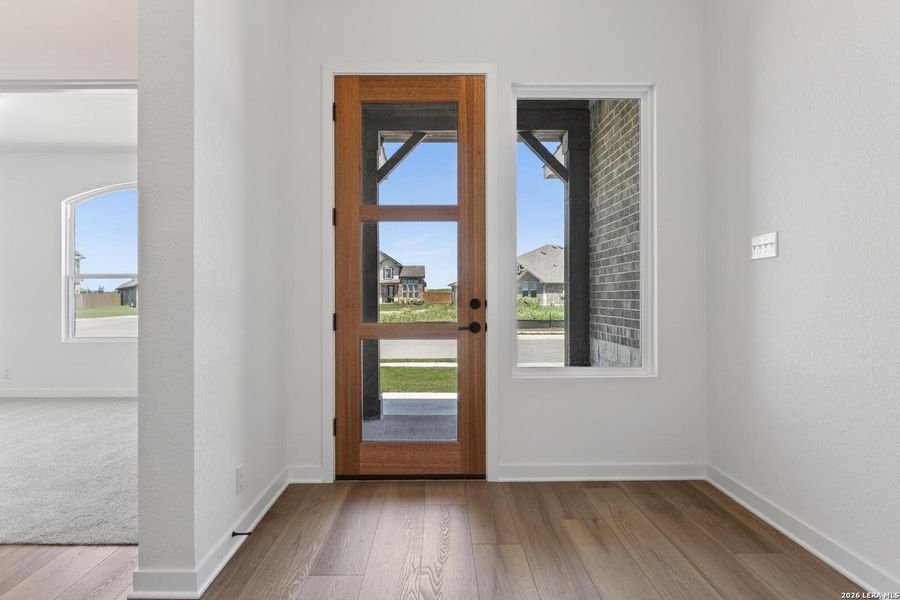 Spacious, unfurnished interior of a new home in Saddlebrook Ranch, Schertz (Image 26).