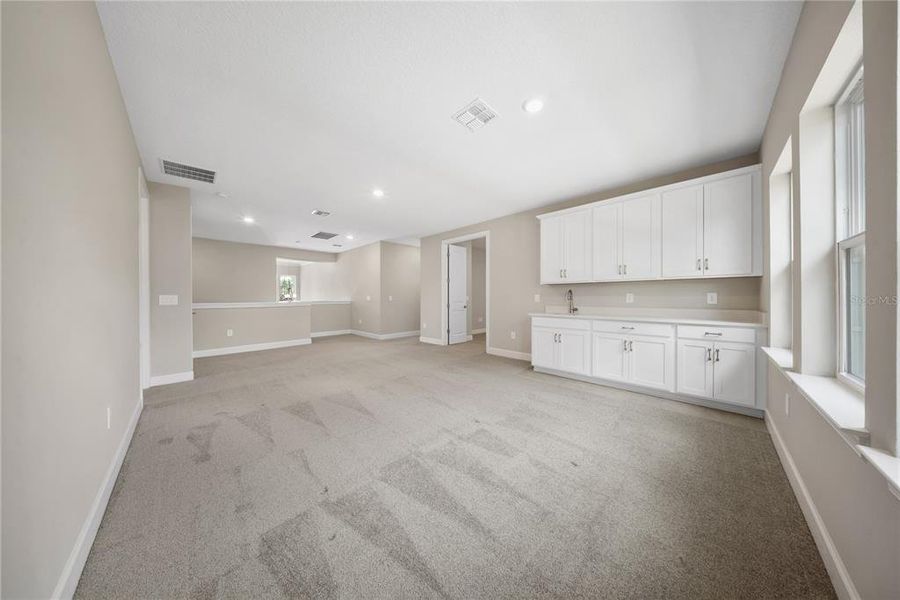 Spacious, unfurnished interior of a new home in Fire Creek, Gotha (Image 53). Spacious, unfurnished interior of a new home in Fire Creek, Gotha (Image 53).