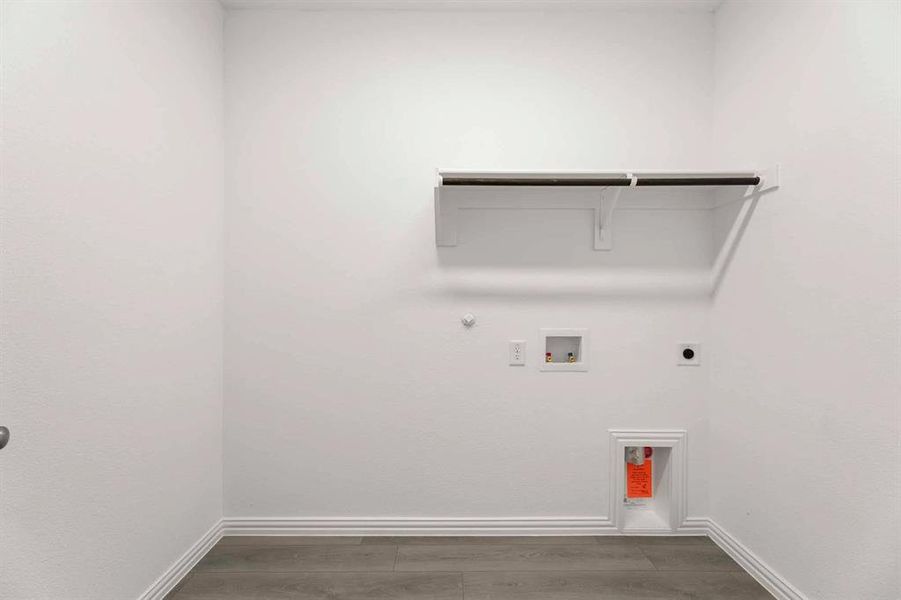 Spacious, unfurnished interior of a new home in Monticello Park, Princeton (Image 10). Spacious, unfurnished interior of a new home in Monticello Park, Princeton (Image 10).