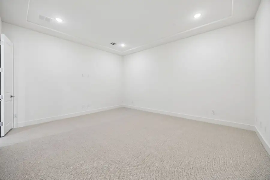 Spacious, unfurnished interior of a new home in The Parks at Wilson Creek, Celina (Image 52). Spacious, unfurnished interior of a new home in The Parks at Wilson Creek, Celina (Image 52).