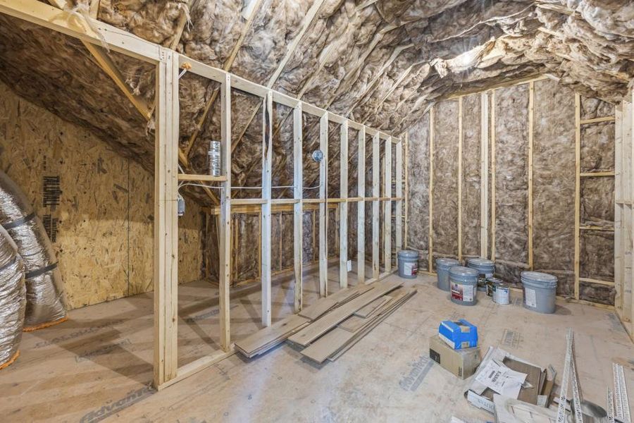 Spacious, unfurnished interior of a new home in , Madison (Image 37).