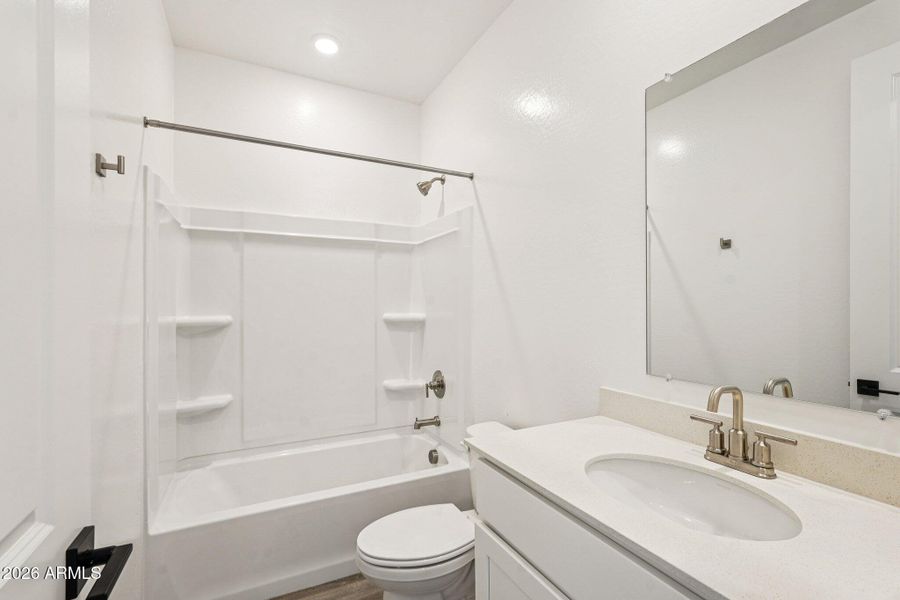 24-web-or-mls-S 95th Dr-S0904-024