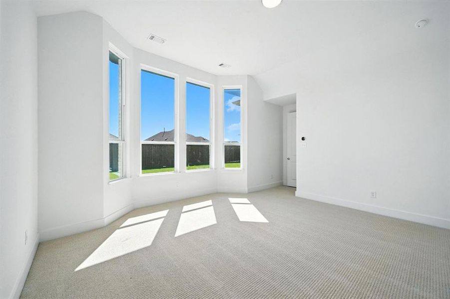 Spacious, unfurnished interior of a new home in Thompson Farms: 60ft. lots, Van Alstyne (Image 18). Spacious, unfurnished interior of a new home in Thompson Farms: 60ft. lots, Van Alstyne (Image 18).