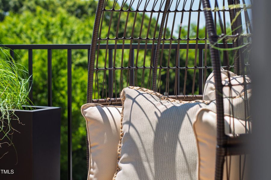 Garner (50) Garner (50)