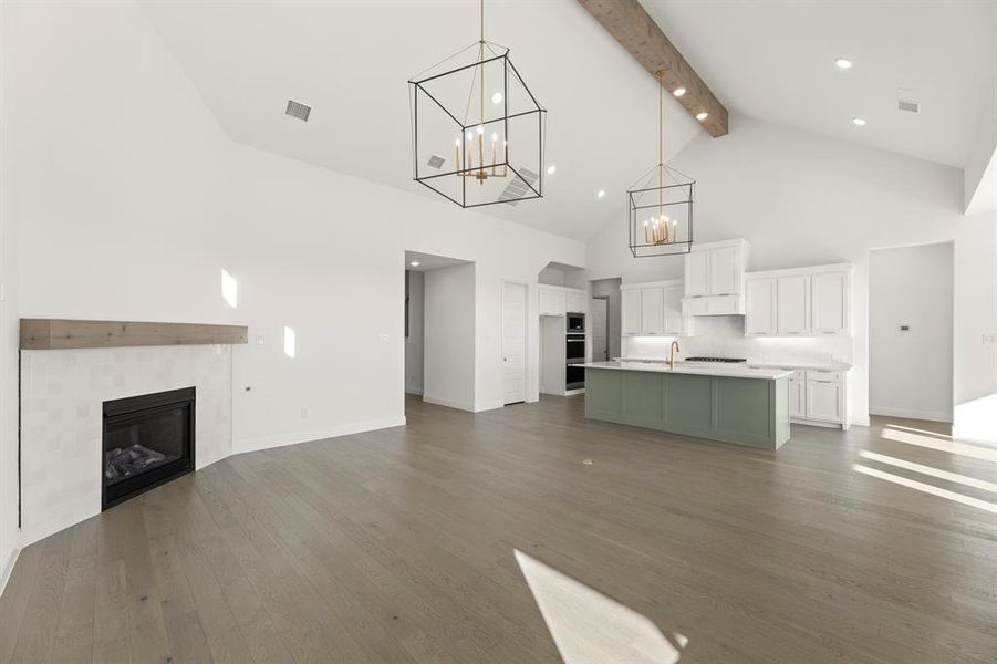 08. 3115 Tobias - Family (2)