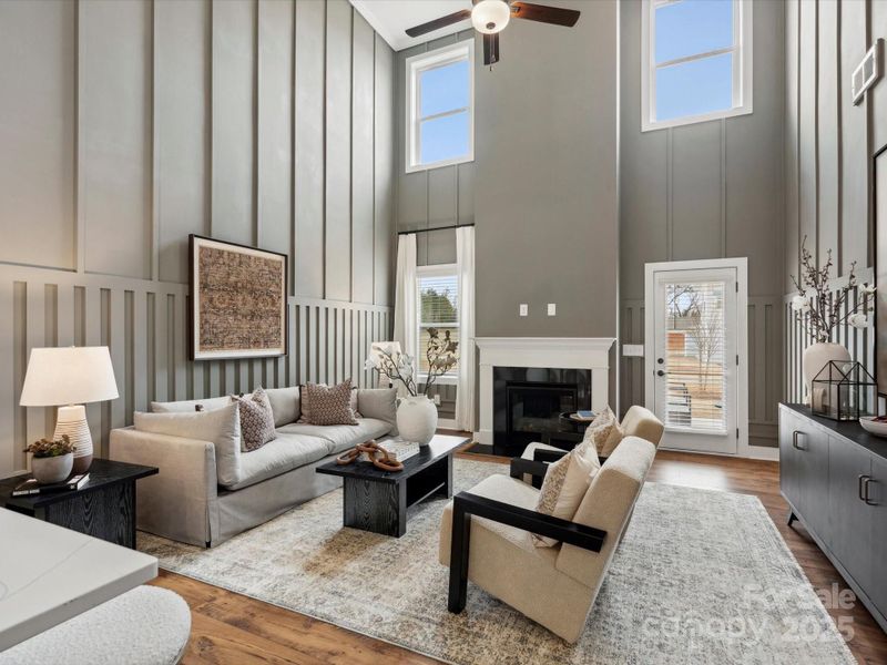 Photo is of Model and for representational purposes only