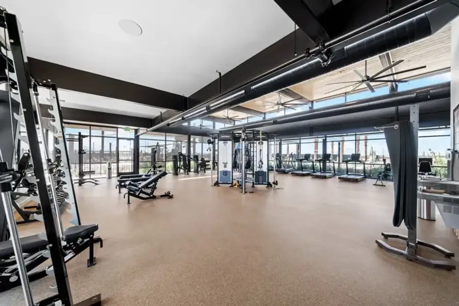 Community amenities in Hawes Crossing, Mesa (Image 8).