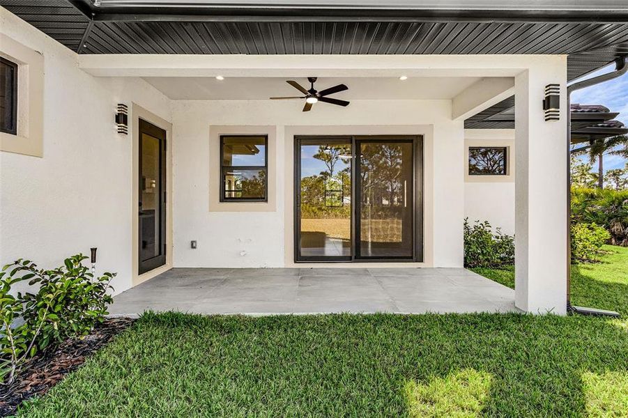 Exterior details and patio area of a home in , Bokeelia (Image 18).
