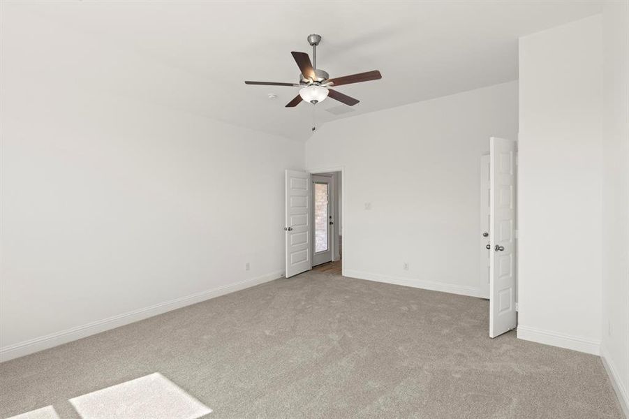 17_18. 510 Front Davis - Primary (2)