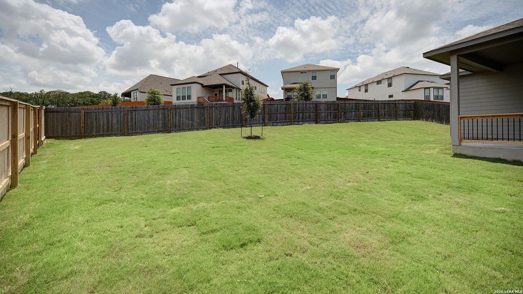 Exterior details and patio area of a home in Ladera, San Antonio (Image 21).